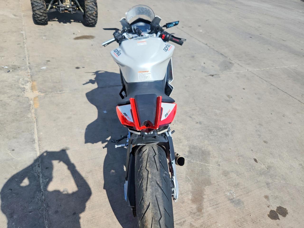 2024 APRILIA RS 660 EXTREMA — Фото 6 из 8