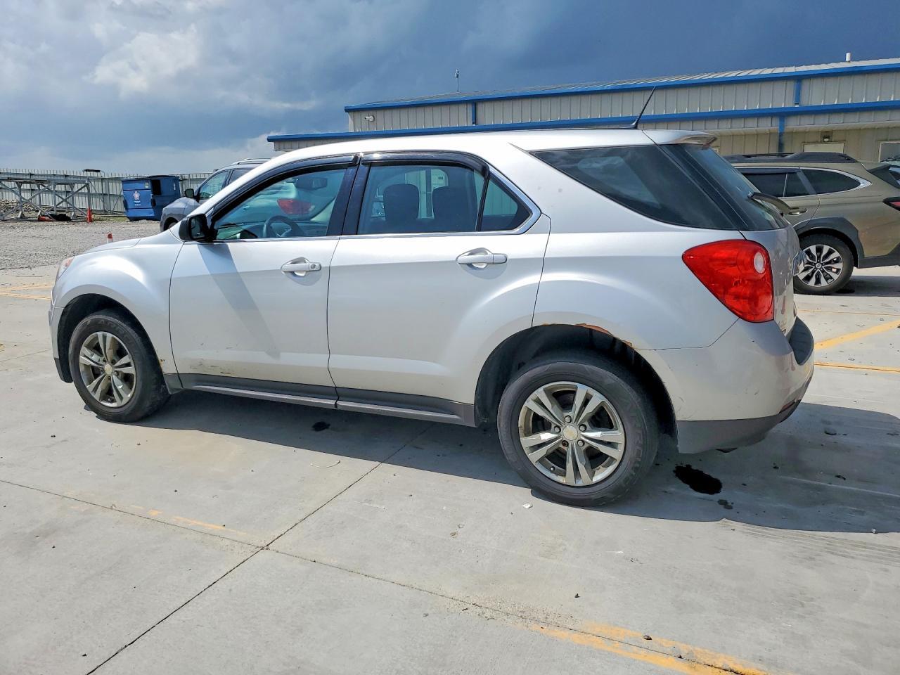 2GNFLEEK2E6318765 2014 CHEVROLET EQUINOX photo no. 2