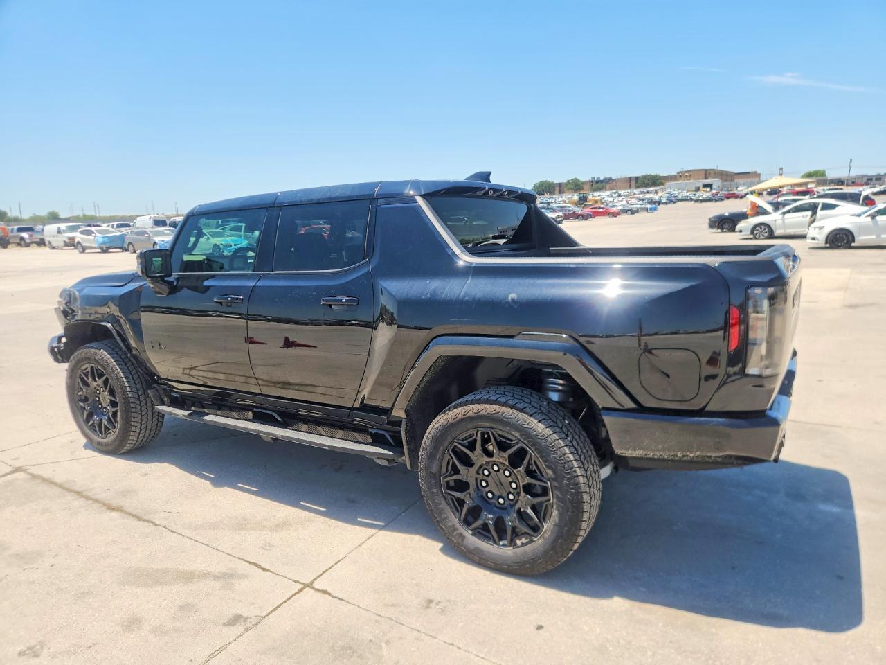 2025 GMC HUMMER PICKUP 3X — Фото 2 из 12