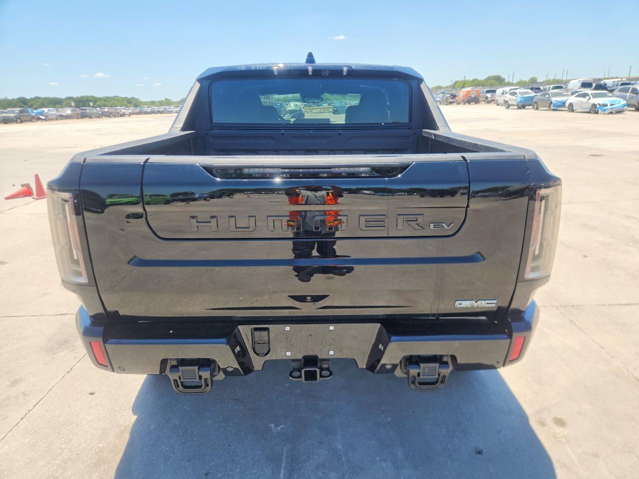 2025 GMC HUMMER PICKUP 3X — Фото 6 из 12
