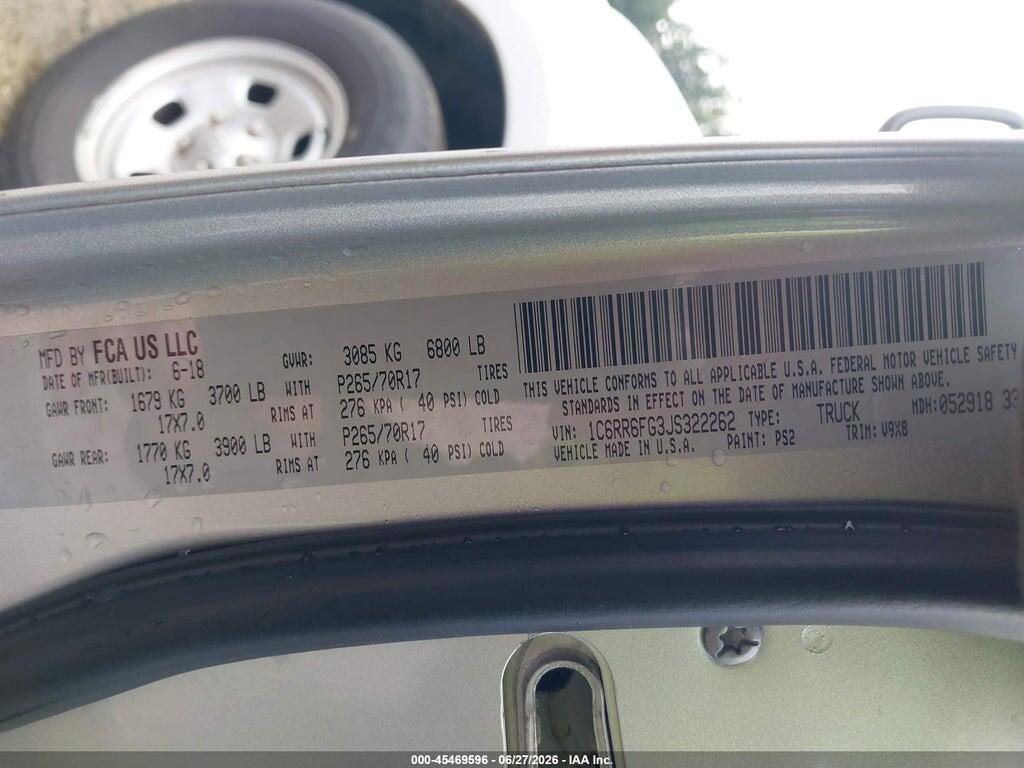 1C6RR6FG3JS322262 2018 RAM 1500 photo no. 9