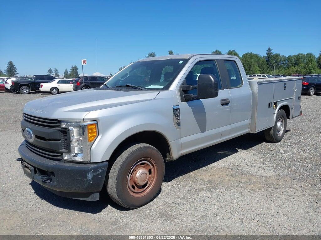 1FD7X2A65HEE21098 2017 FORD F-250 photo no. 2