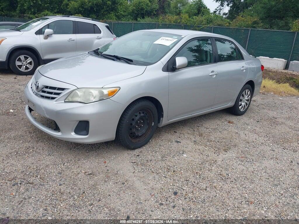 5YFBU4EEXDP097437 2013 TOYOTA COROLLA photo no. 2