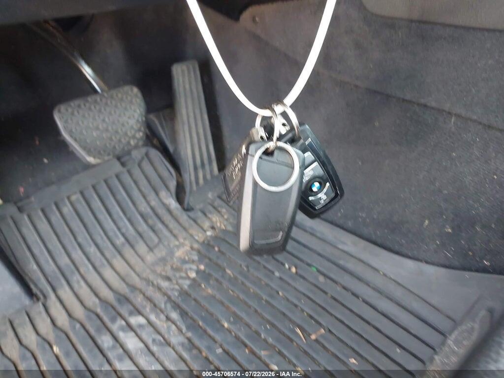 WBAFV3C55ED684464 2014 BMW 535D photo no. 11