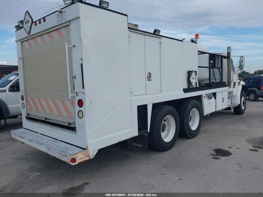 2FZHCHDJ87AY55686 2007 STERLING TRUCK ACTERRA photo no. 4