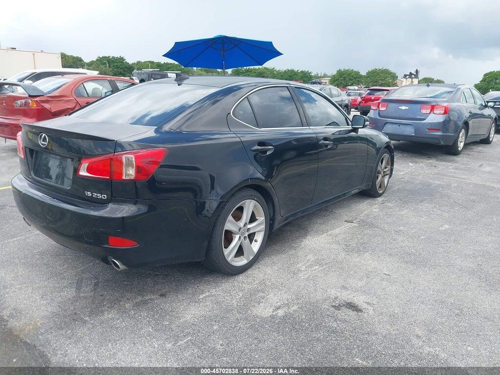 JTHBF5C29C5177766 2012 LEXUS IS 250 photo no. 4