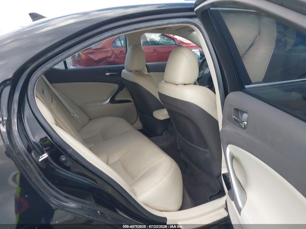 JTHBF5C29C5177766 2012 LEXUS IS 250 photo no. 8