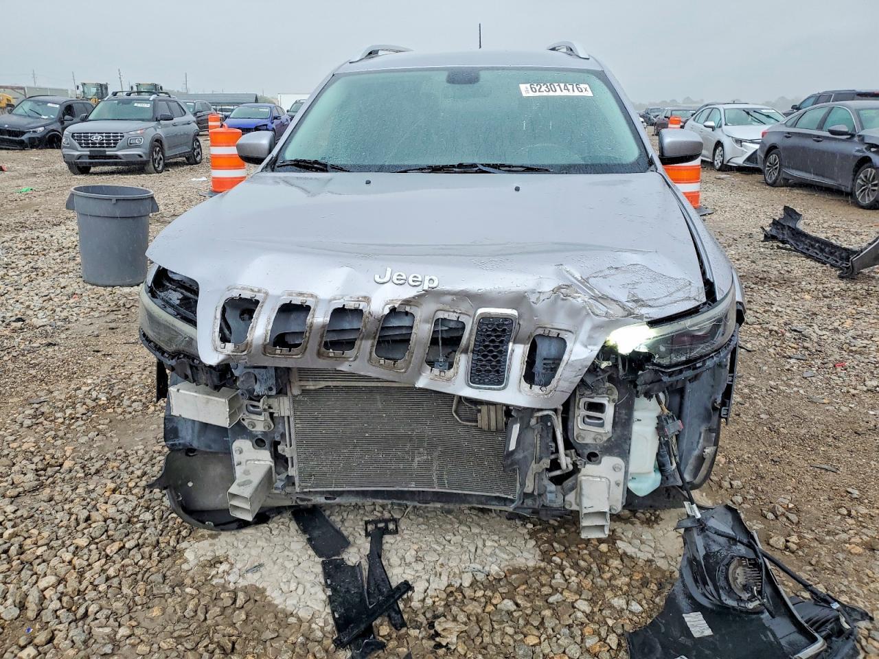 2019 JEEP CHEROKEE LATITUDE PLUS — Фото 11 из 13