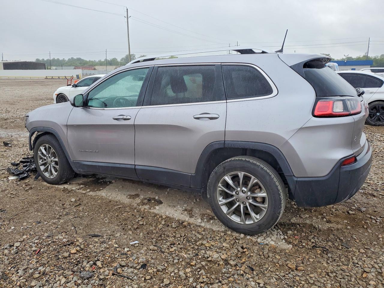 2019 JEEP CHEROKEE LATITUDE PLUS — Фото 2 из 13