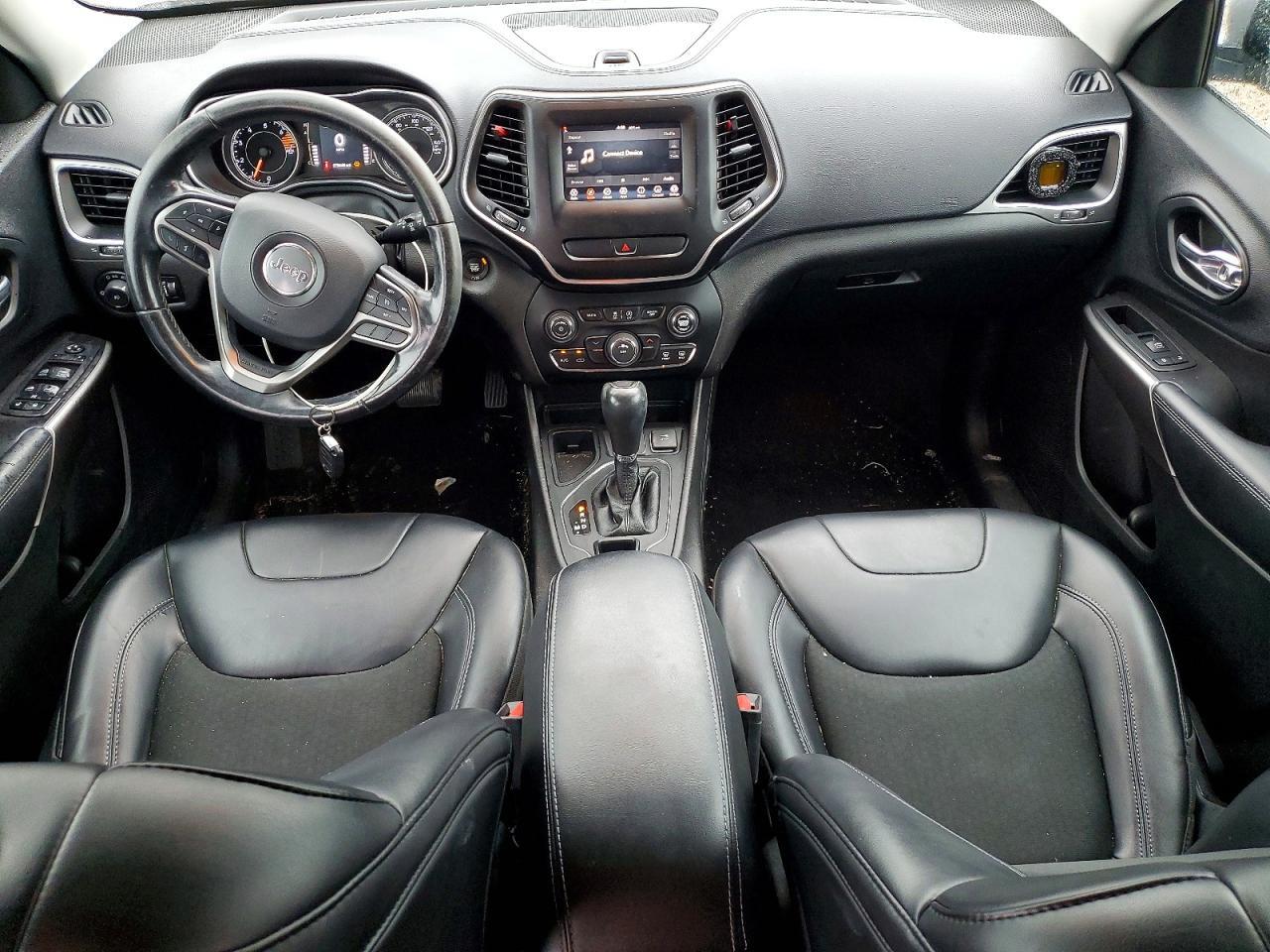 2019 JEEP CHEROKEE LATITUDE PLUS — Фото 8 из 13