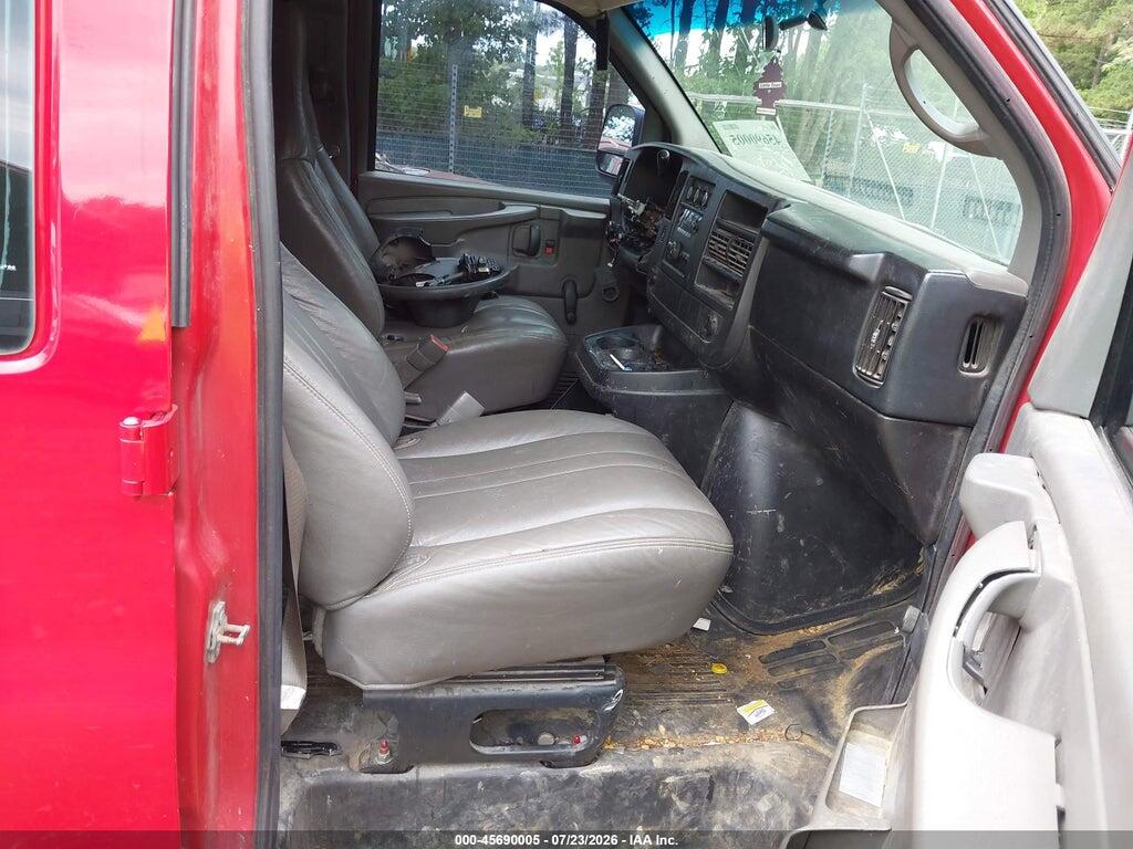 1GCHG35C581189253 2008 CHEVROLET EXPRESS photo no. 5
