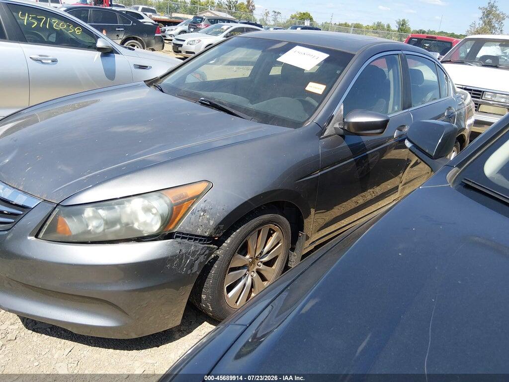 1HGCP2F70BA138094 2011 HONDA ACCORD photo no. 2