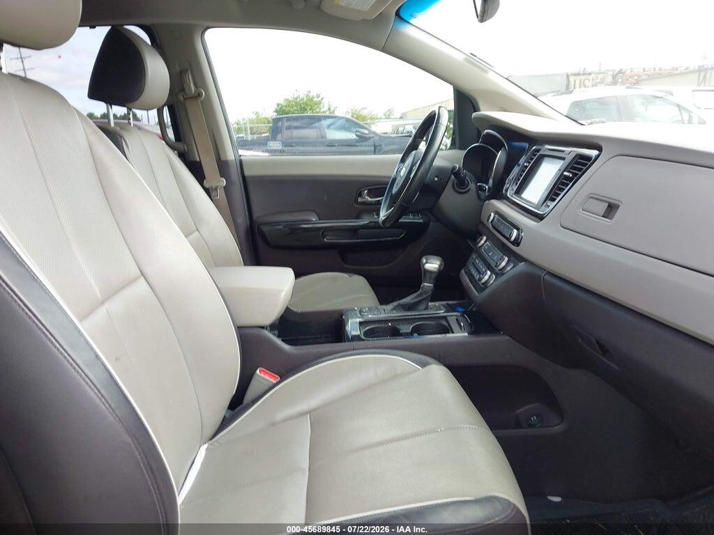 KNDME5C12H6272000 2017 KIA SEDONA photo no. 5