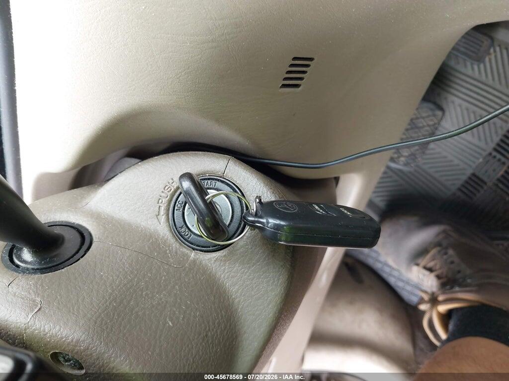 2T1BR32E67C741438 2007 TOYOTA COROLLA photo no. 11