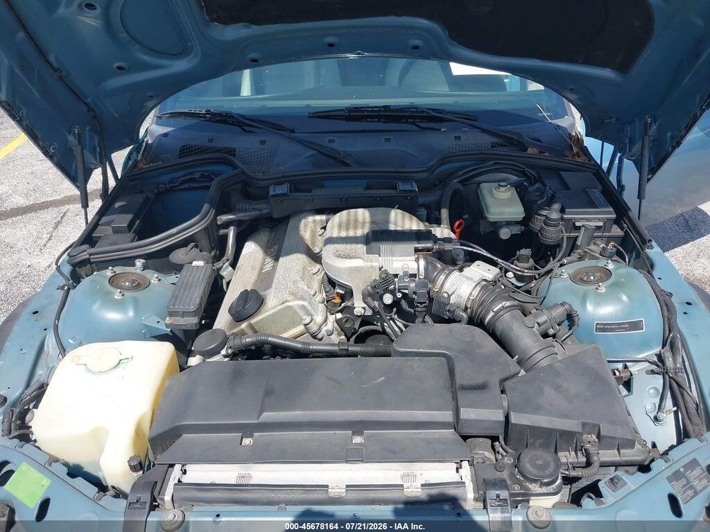 4USCH7331WLD16628 1998 BMW Z3 photo no. 10