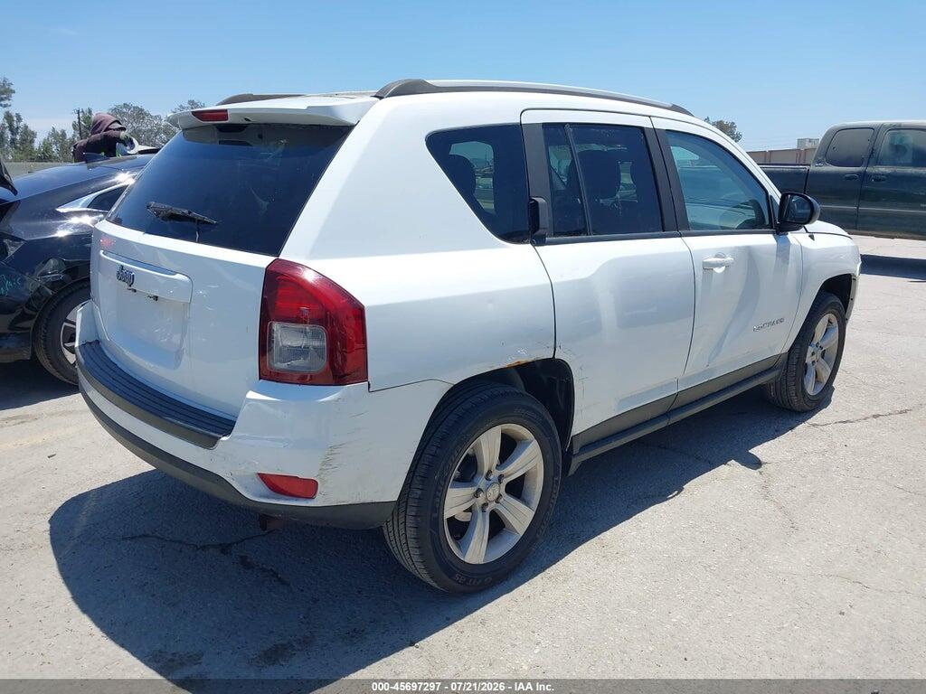 1C4NJDBB7FD218107 2015 JEEP COMPASS photo no. 4