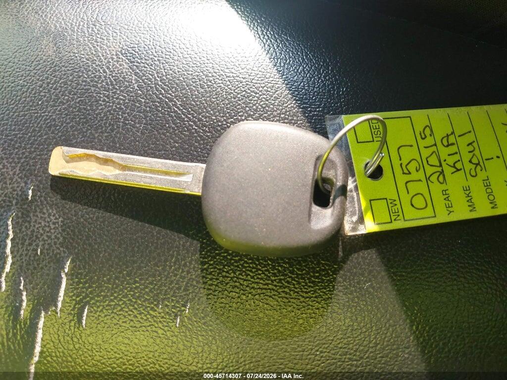 KNDJX3A55F7160757 2015 KIA SOUL photo no. 11