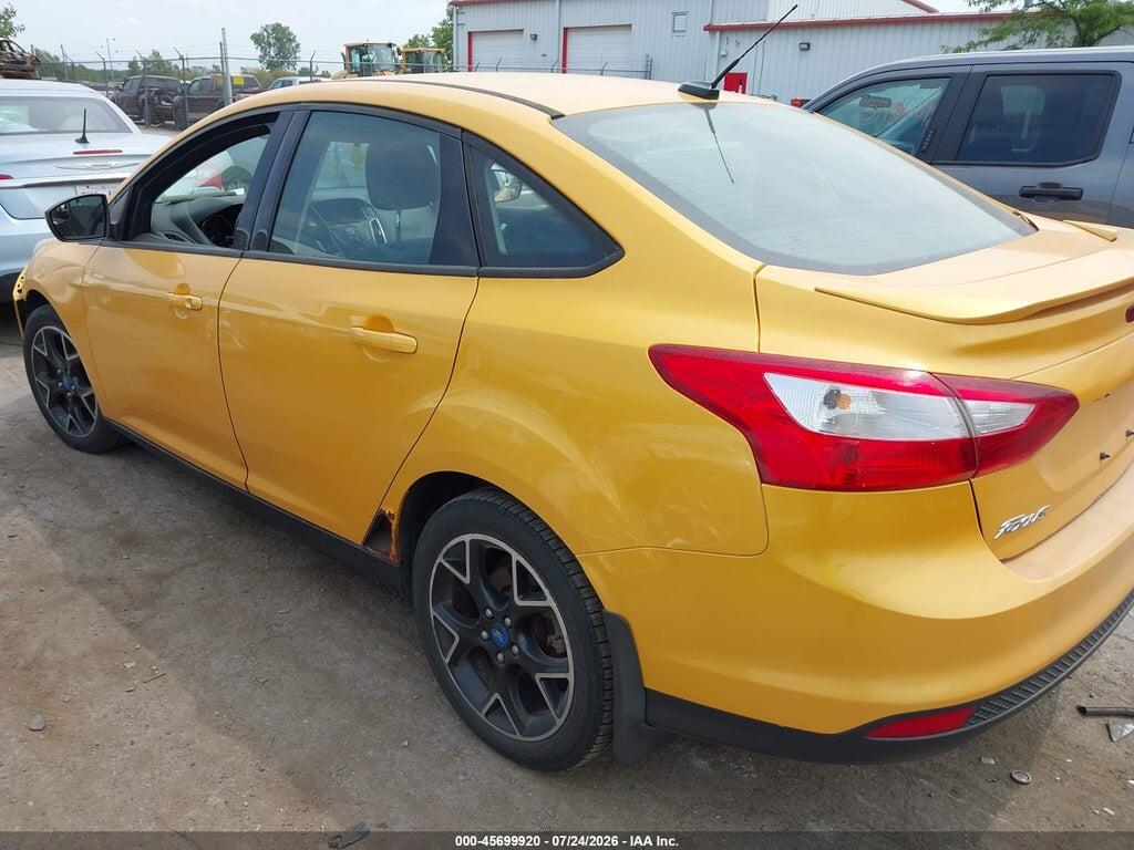 1FAHP3F2XCL183232 2012 FORD FOCUS photo no. 3