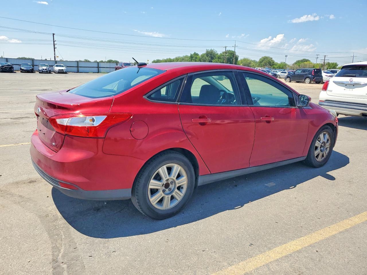 1FADP3F22DL338033 2013 FORD FOCUS photo no. 3