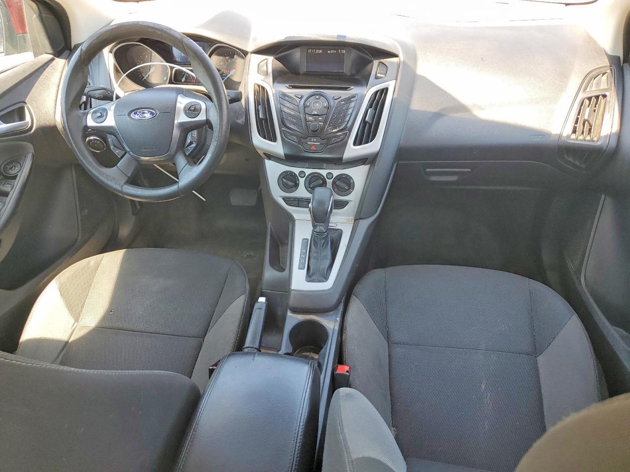 1FADP3F22DL338033 2013 FORD FOCUS photo no. 8