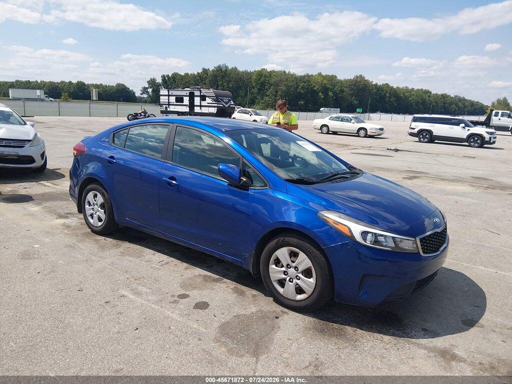 3KPFK4A70HE086131 2017 KIA FORTE photo no. 1