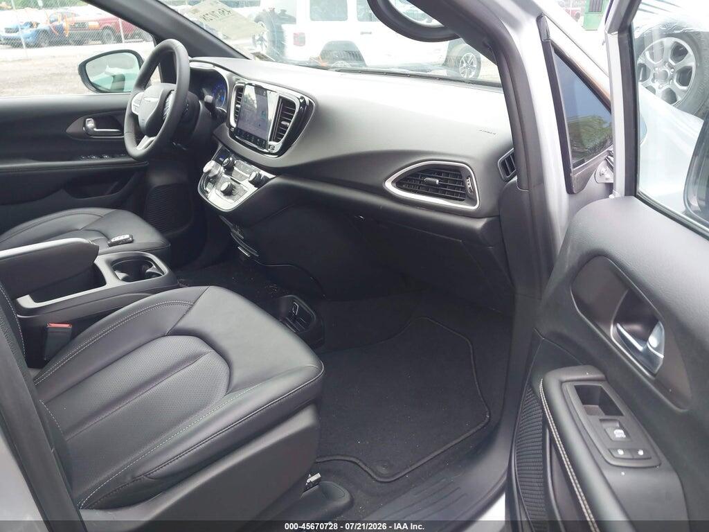 2C4RC1BG4TR240144 2026 CHRYSLER PACIFICA photo no. 5