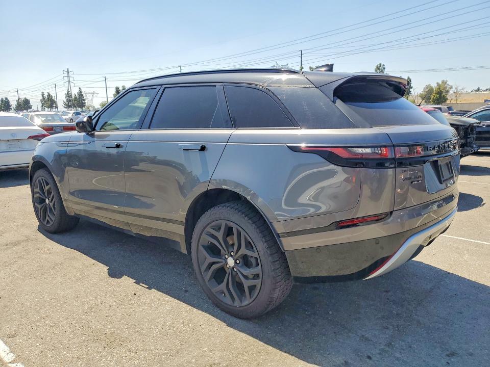 SALYL2RN6JA736031 2018 LAND ROVER RANGE ROVER VELAR photo no. 2