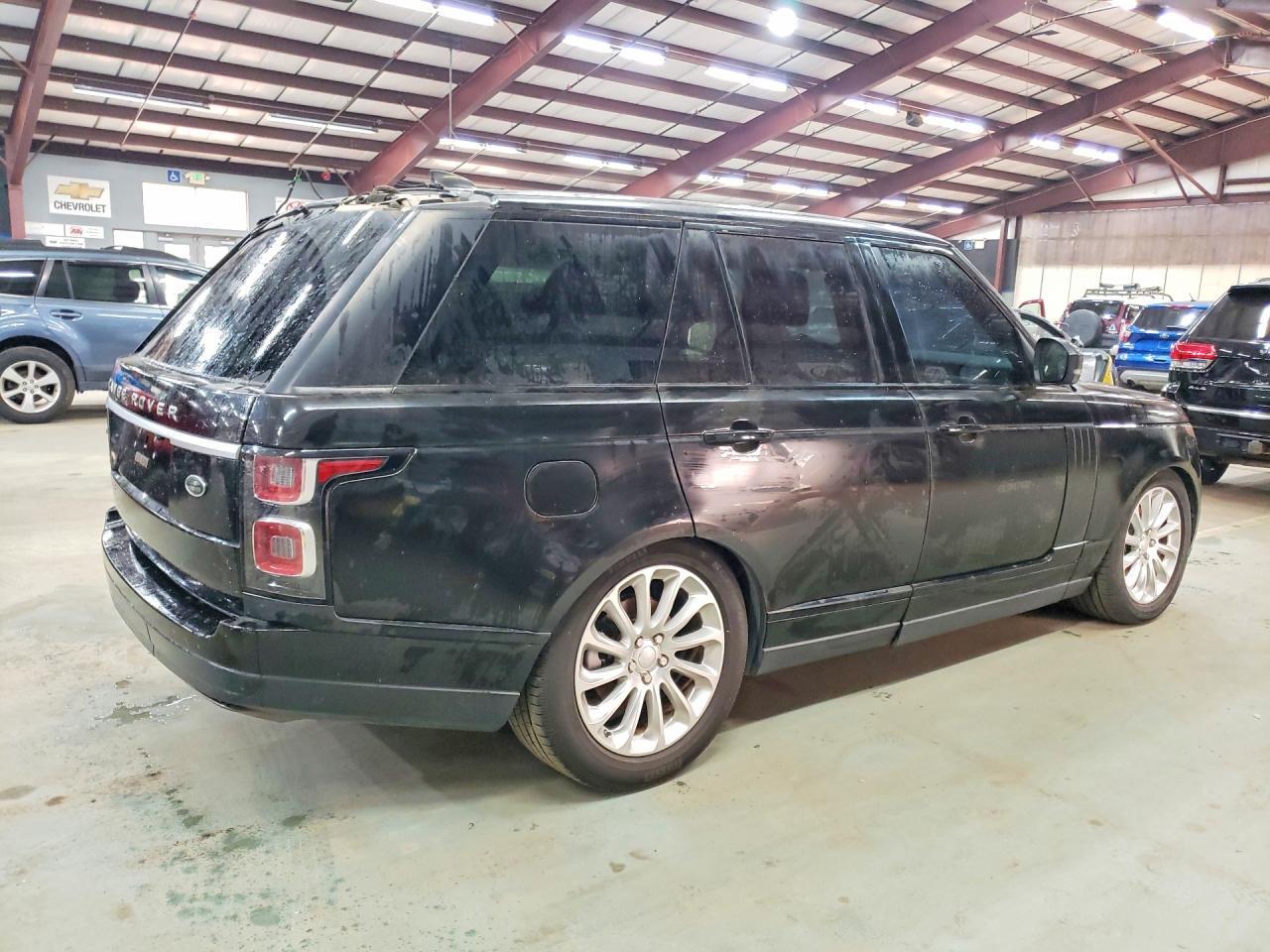 2018 LAND ROVER RANGE ROVER HSE — Фото 3 из 13