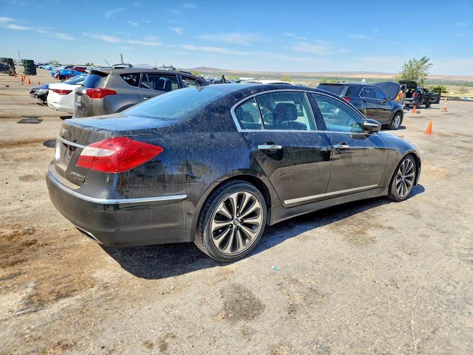 2012 HYUNDAI GENESIS 5.0L — Фото 3 из 12