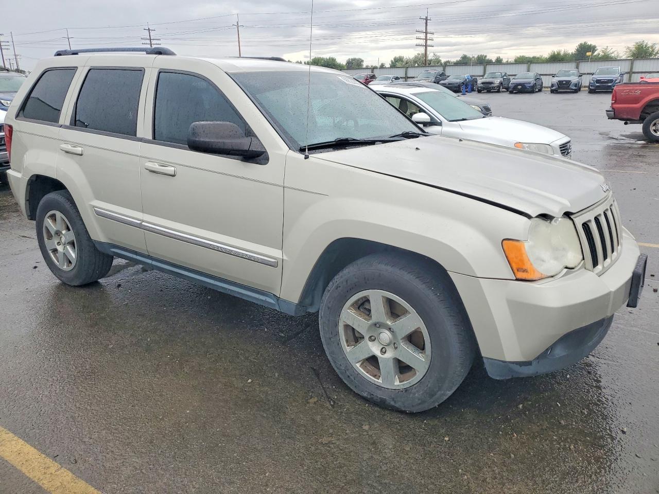 1J4PR4GKXAC130753 2010 JEEP GRAND CHEROKEE photo no. 4