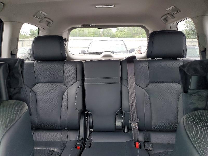 2018 LEXUS LX 570 — Фото 10 из 13