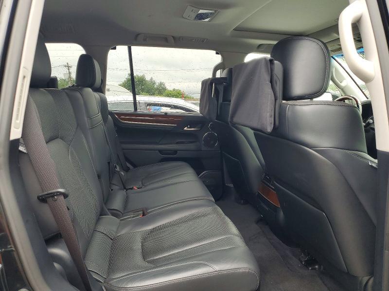 2018 LEXUS LX 570 — Фото 11 из 13