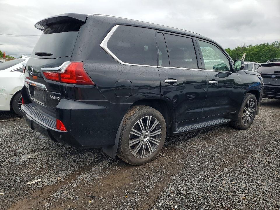 2018 LEXUS LX 570 — Фото 3 из 13