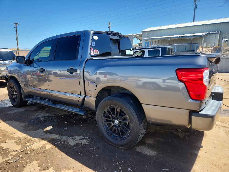 2019 NISSAN TITAN SV — Фото 2 из 13