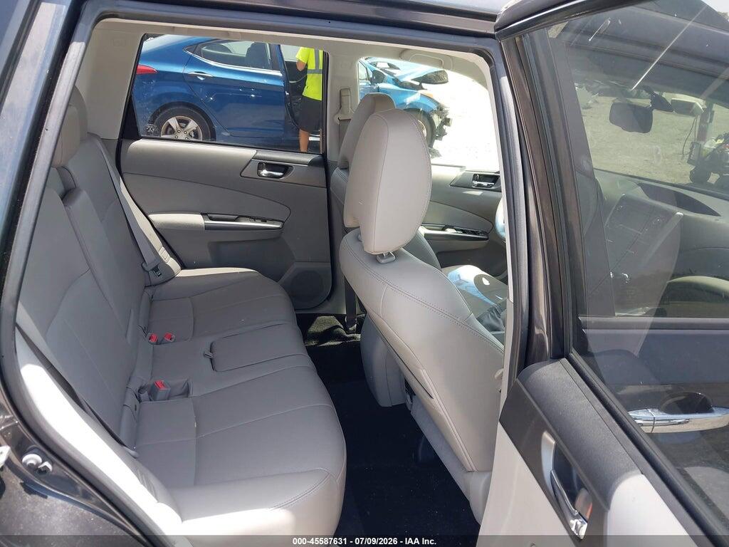 JF2SHAEC8DH414789 2013 SUBARU FORESTER photo no. 8