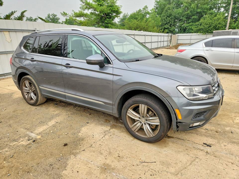 2020 VOLKSWAGEN TIGUAN SE — Фото 4 из 13