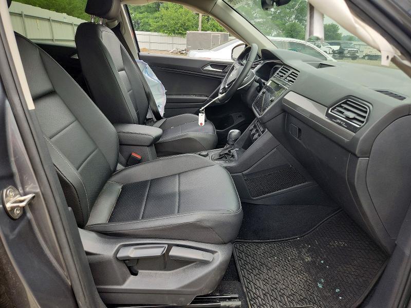 2020 VOLKSWAGEN TIGUAN SE — Фото 7 из 13