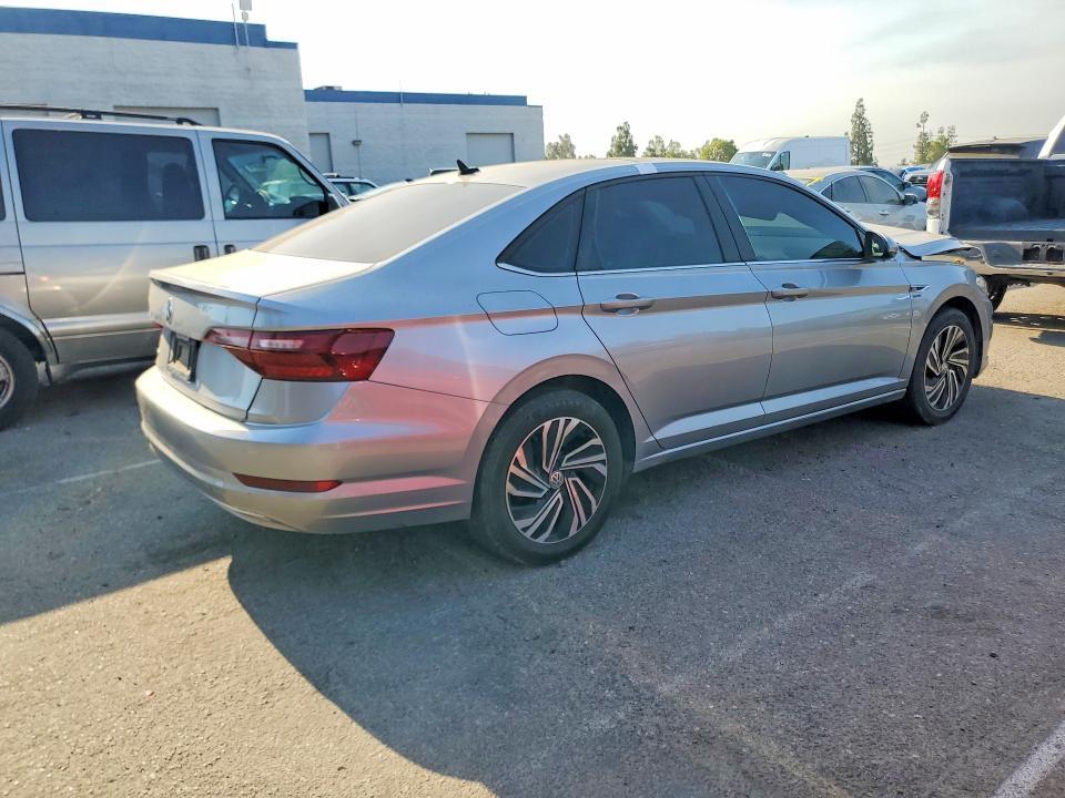2020 VOLKSWAGEN JETTA SEL — Фото 3 из 12