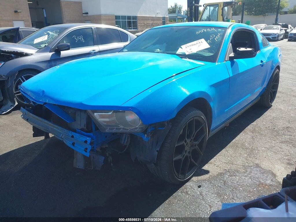 1ZVBP8AN4A5138977 2010 FORD MUSTANG photo no. 2