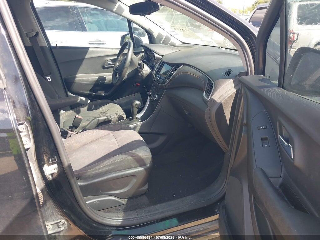 3GNCJKSB2KL339201 2019 CHEVROLET TRAX photo no. 5