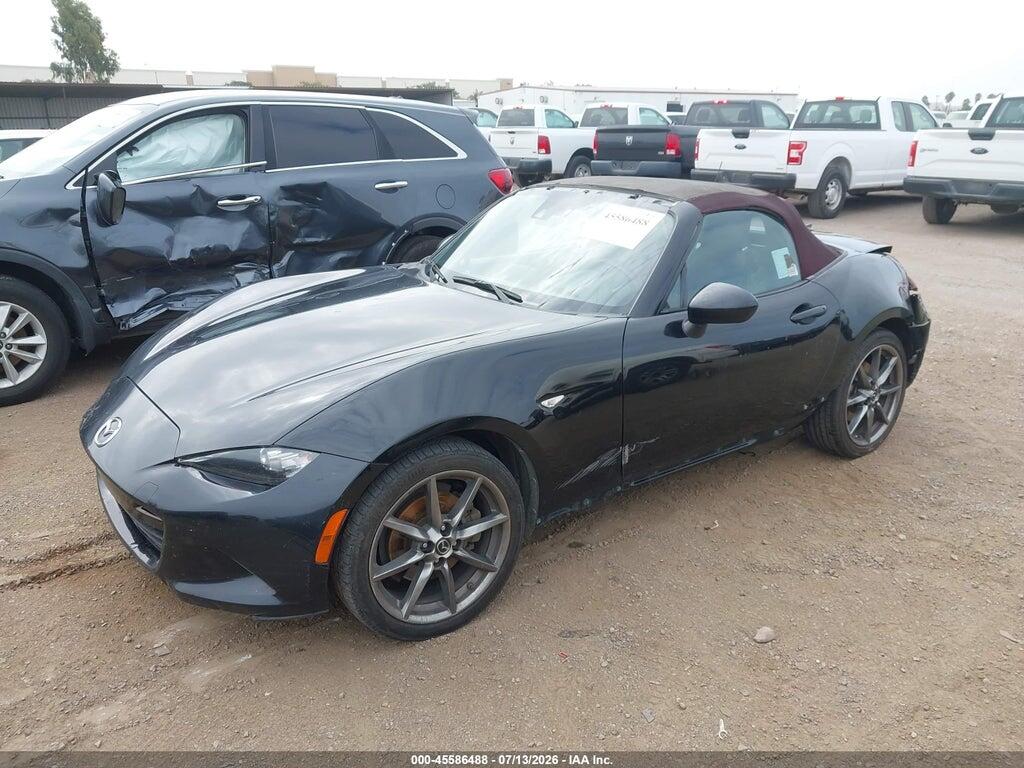JM1NDAD70J0204905 2018 MAZDA MX-5 MIATA photo no. 2