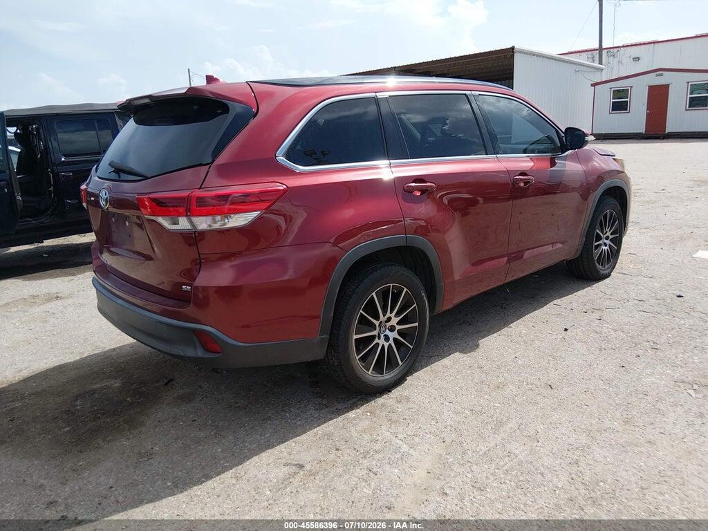 5TDKZRFH4JS533919 2018 TOYOTA HIGHLANDER photo no. 4