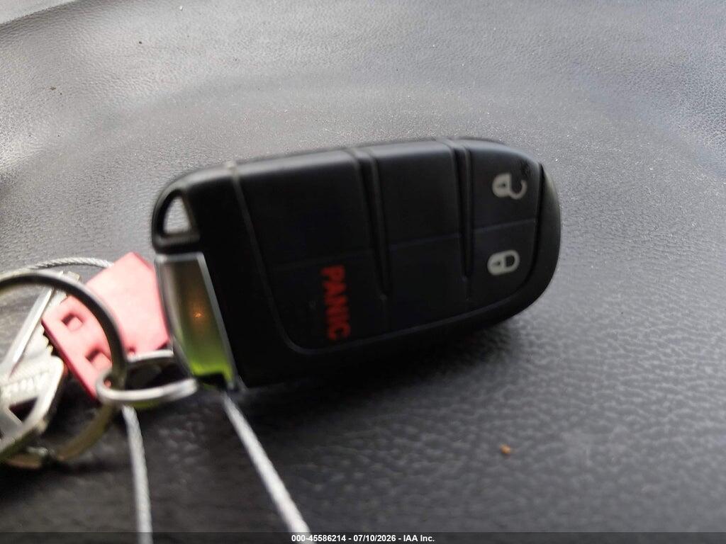 3C4PDDAG7JT477437 2018 DODGE JOURNEY photo no. 11