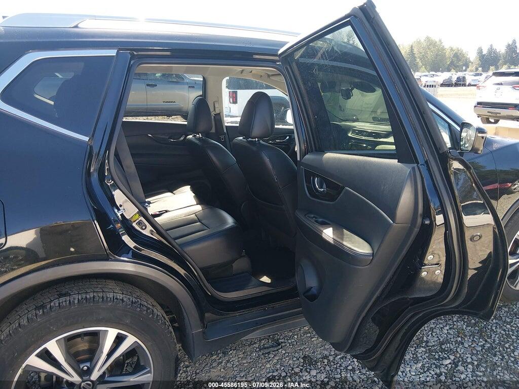 5N1AT2MT6JC840078 2018 NISSAN ROGUE photo no. 8