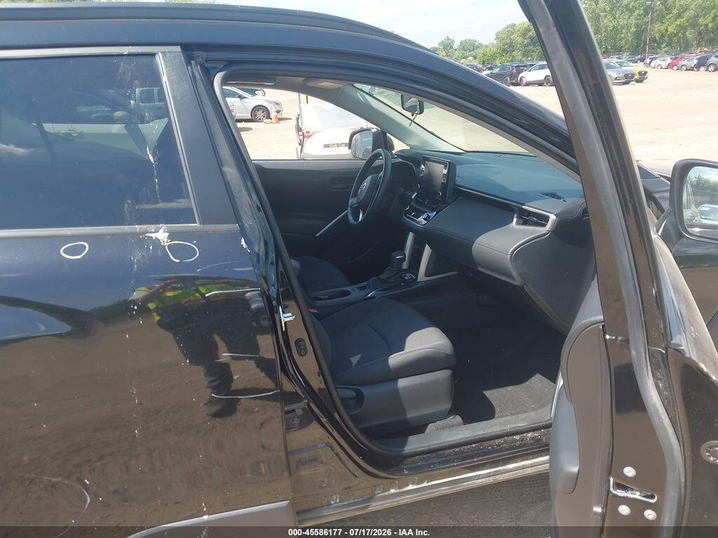 7MUCAABG4NV019235 2022 TOYOTA COROLLA CROSS photo no. 5