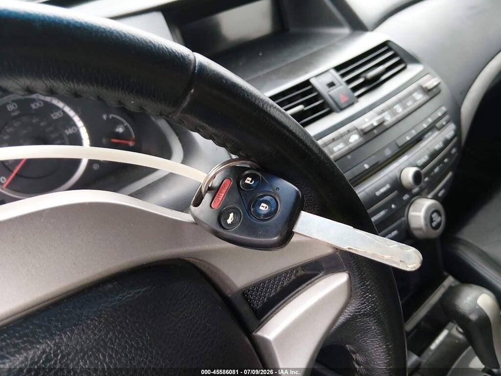 1HGCS2B81BA001081 2011 HONDA ACCORD photo no. 11