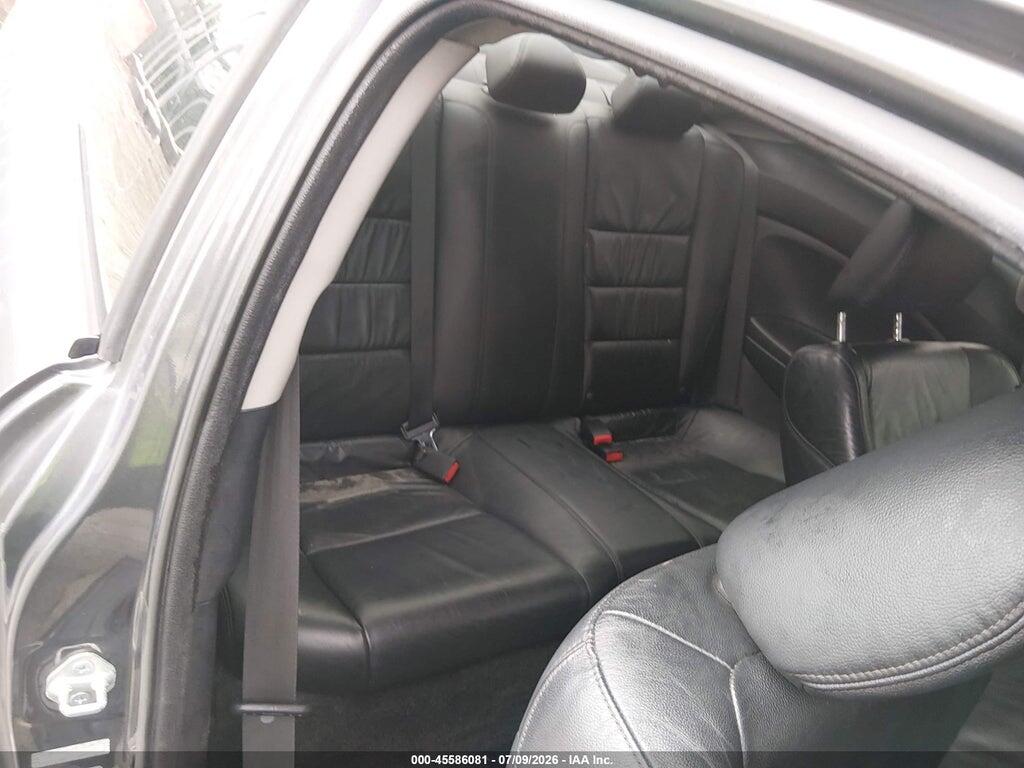 1HGCS2B81BA001081 2011 HONDA ACCORD photo no. 8