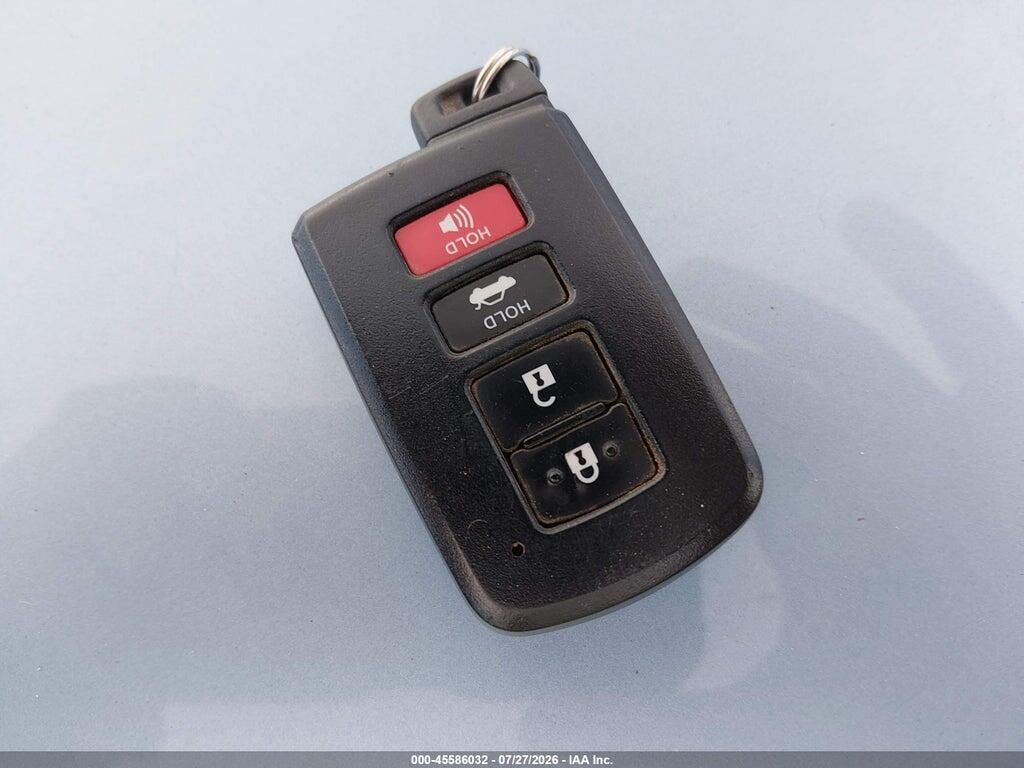 4T1BD1FK2CU010114 2012 TOYOTA CAMRY HYBRID photo no. 11