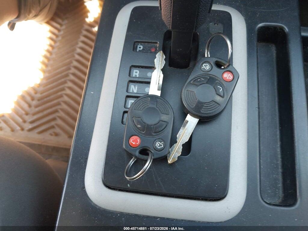 1FMCU0C7XCKB38045 2012 FORD ESCAPE photo no. 11