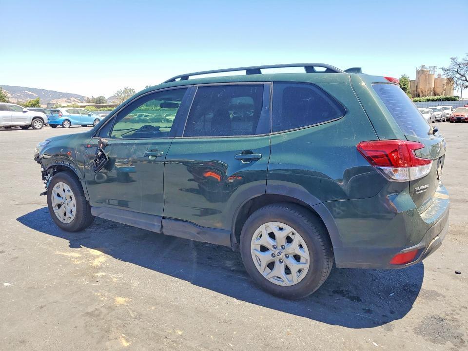 2022 SUBARU FORESTER — Фото 2 из 13